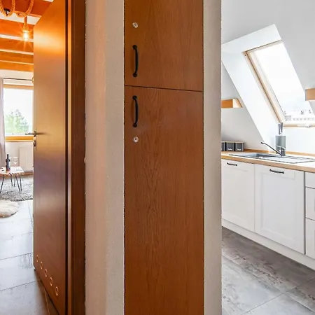 Delta Boutique 考斯赛力克