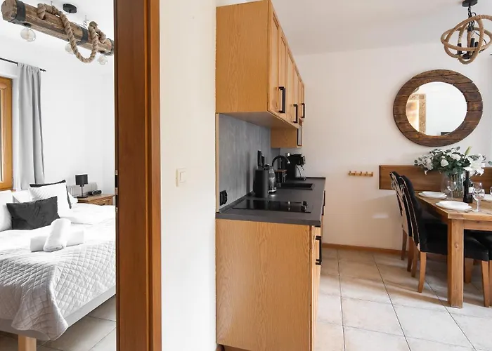 Ξενοδοχείο με διαμερίσματα Delta Boutique 4*